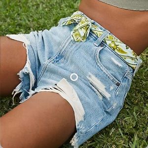 American Eagle Women’s Ripped Highest Rise Mom Denim Shorts Size 0 NEW